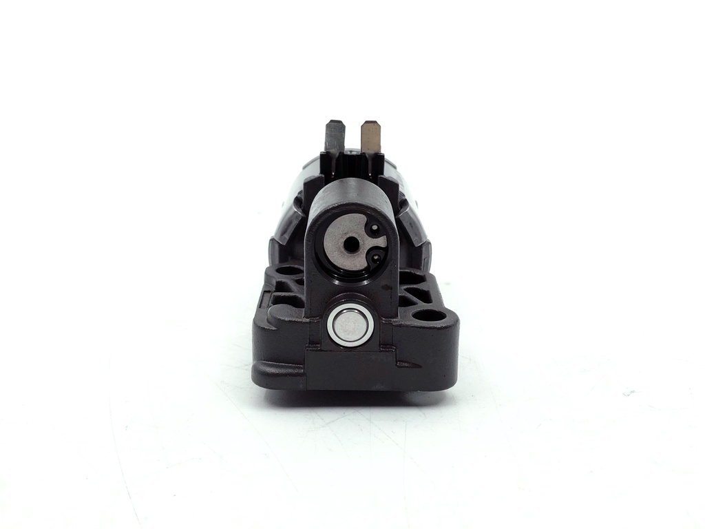 DMS-7135-2.jpg