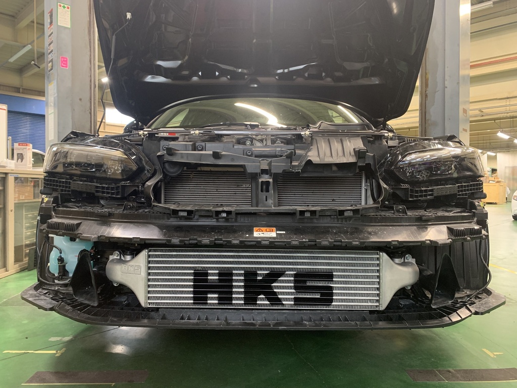 [13001-AH008] HKS Intercooler Kit FL5 W/O Piping