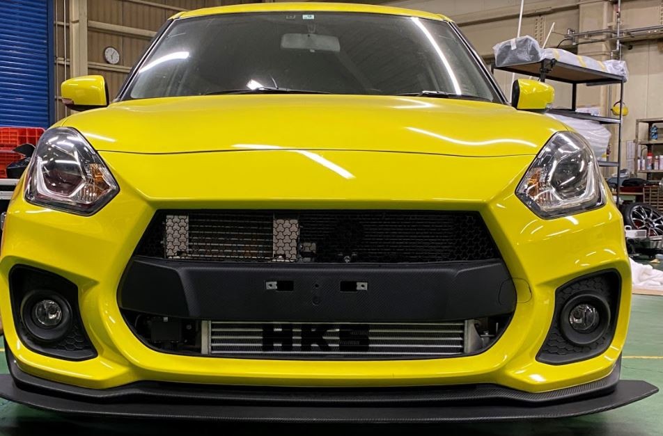 [13001-AS003] HKS Intercooler Kit ZC33 Swift Sport (Radar Compatible)