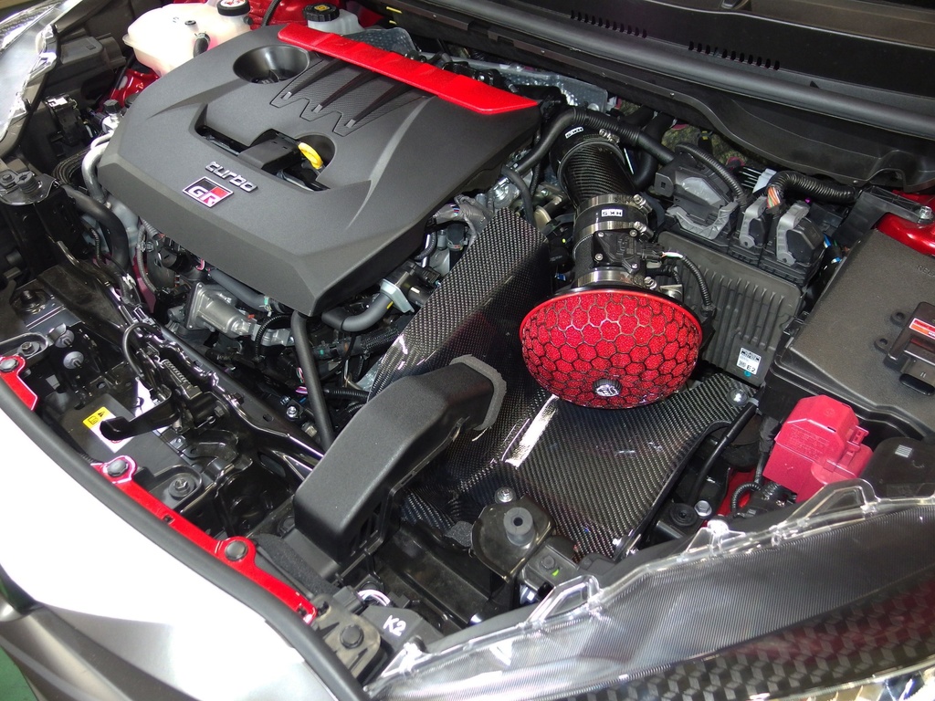 [70028-AT002] HKS Dry Carbon Racing Suction Kit GR YARIS