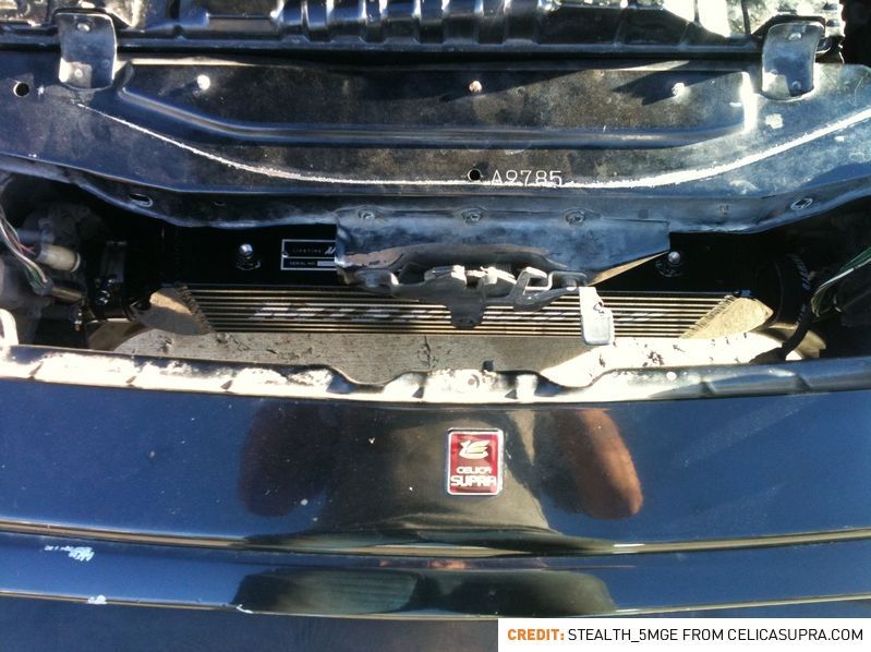 Mishimoto Universal Intercooler Z-Line Silver