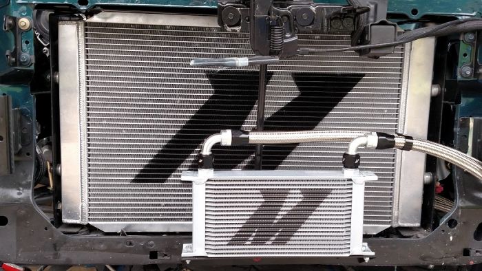 [MMOC-U] Mishimoto Universal 10 Row Oil Cooler Kit Silver