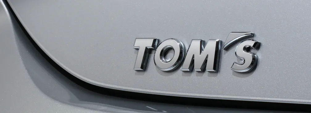 TOMS emblem Chrome