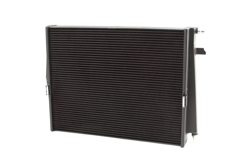 [FMCCRAD12] Forge Toyota Supra A90 and BMW Z4 Chargecooler Radiator