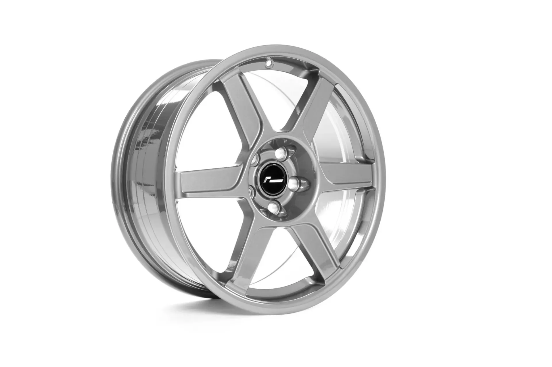 Racingline 18" x 8.5" R-06 Wheel - ET44 57.1mm Silver Inc Centre Cap